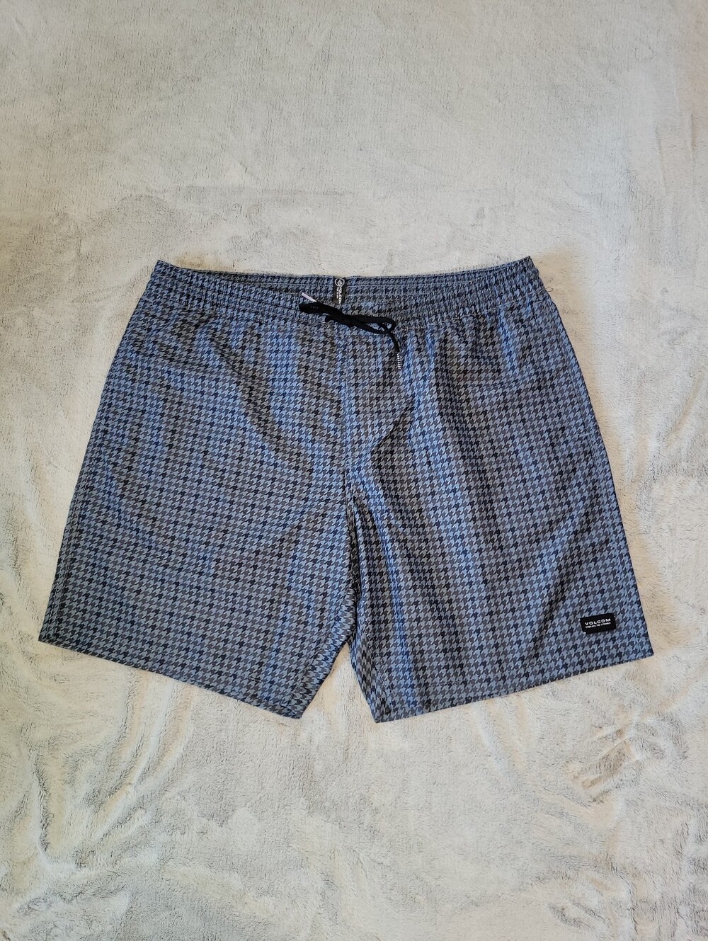 Volcom Mens XXL Preston Hybrid Shorts Swim Trunks Drawstring Stretch Pockets
